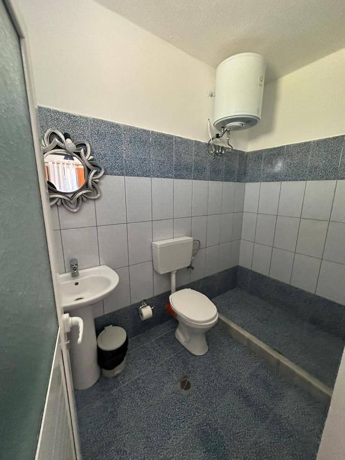 Lazari Rooms Himarë Exterior foto